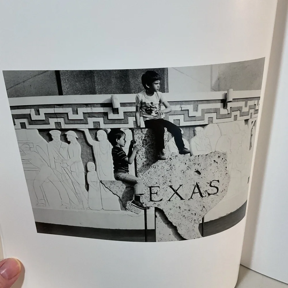 A Guide to the Older Neighborhoods of Dallas Vintage Dallas History Book
